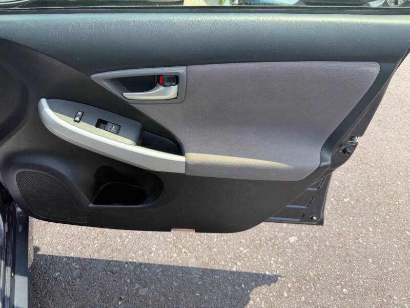 Used 2014 Toyota Prius Two FWD image 29