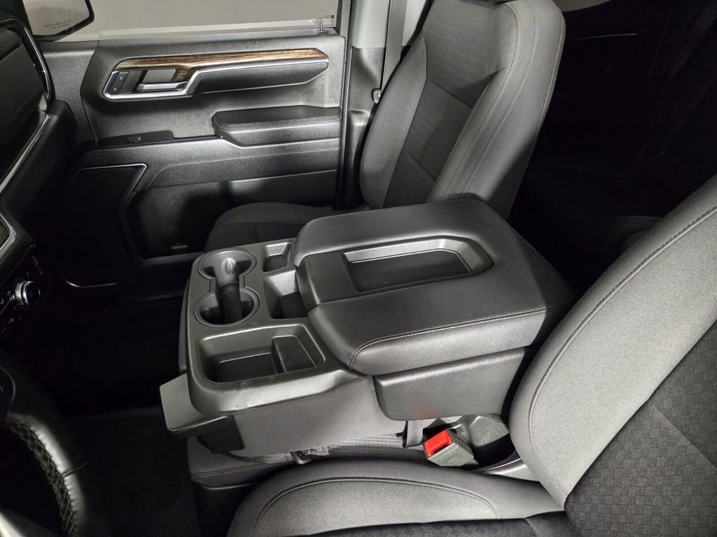 Used 2023 GMC Sierra 1500 Elevation image 24