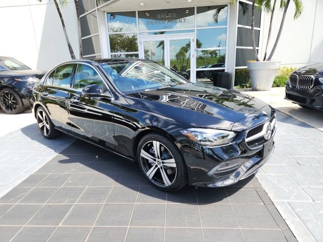 Used 2025 Mercedes-Benz C 300 Sedan image 2