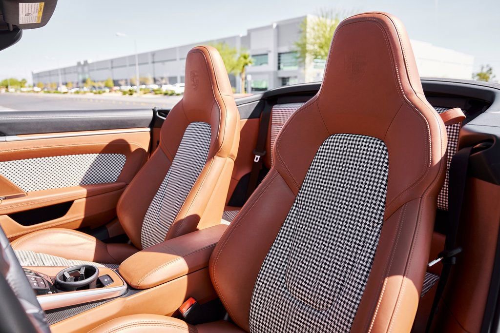 Used 2024 Porsche 911 Turbo S image 2