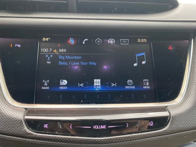 Used 2017 Cadillac XT5 Luxury w/ Driver Awareness Package image 21