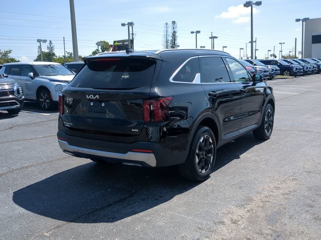 Used 2025 Kia Sorento S AWD/4WD image 6
