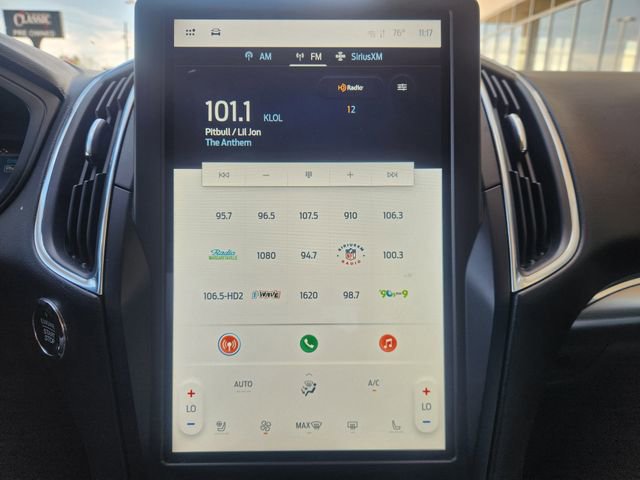 Used 2024 Ford Edge Titanium image 16