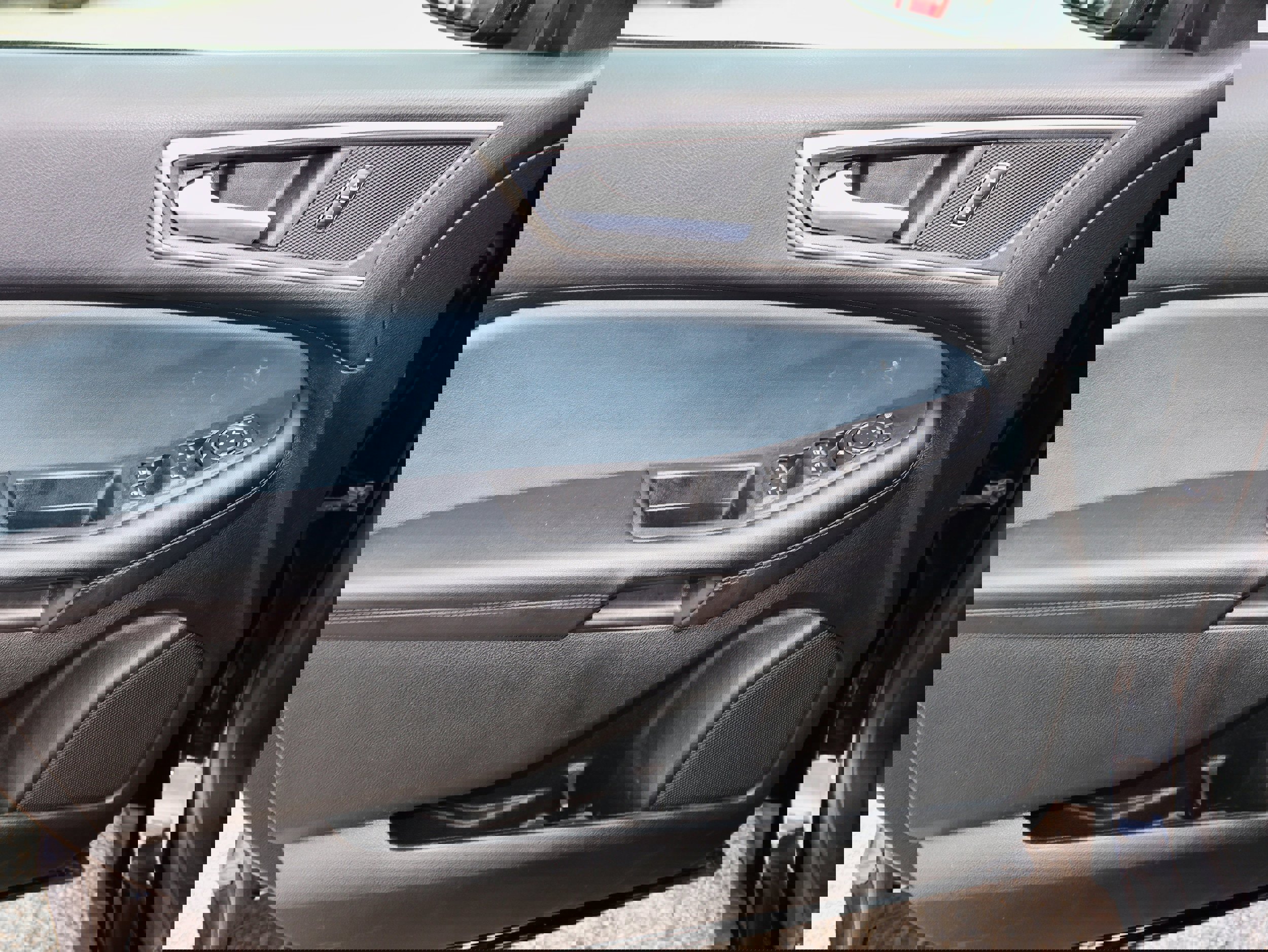 Used 2022 Ford Edge SEL w/ Sport Appearance Package image 15