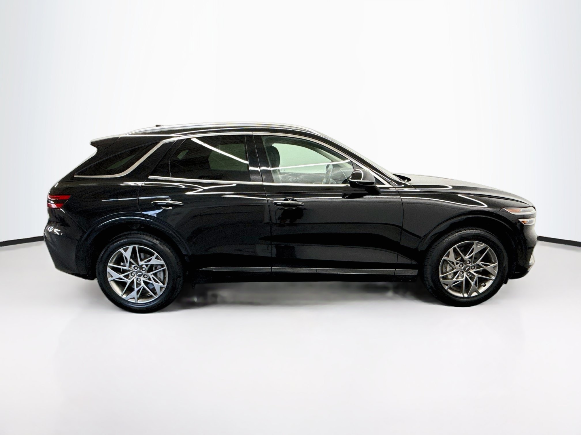 Used 2025 Genesis GV70 2.5T AWD/4WD image 10