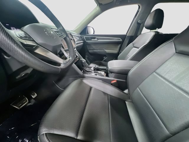 Used 2021 Volkswagen Atlas SEL R-Line FWD image 22