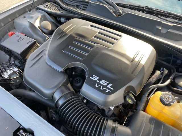 Used 2018 Dodge Challenger SXT w/ Blacktop Package image 13