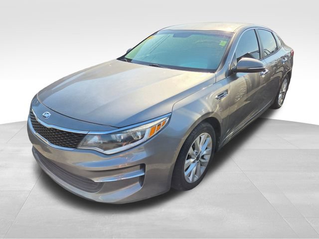 Used 2018 Kia Optima LX w/ Convenience Package FWD image 1
