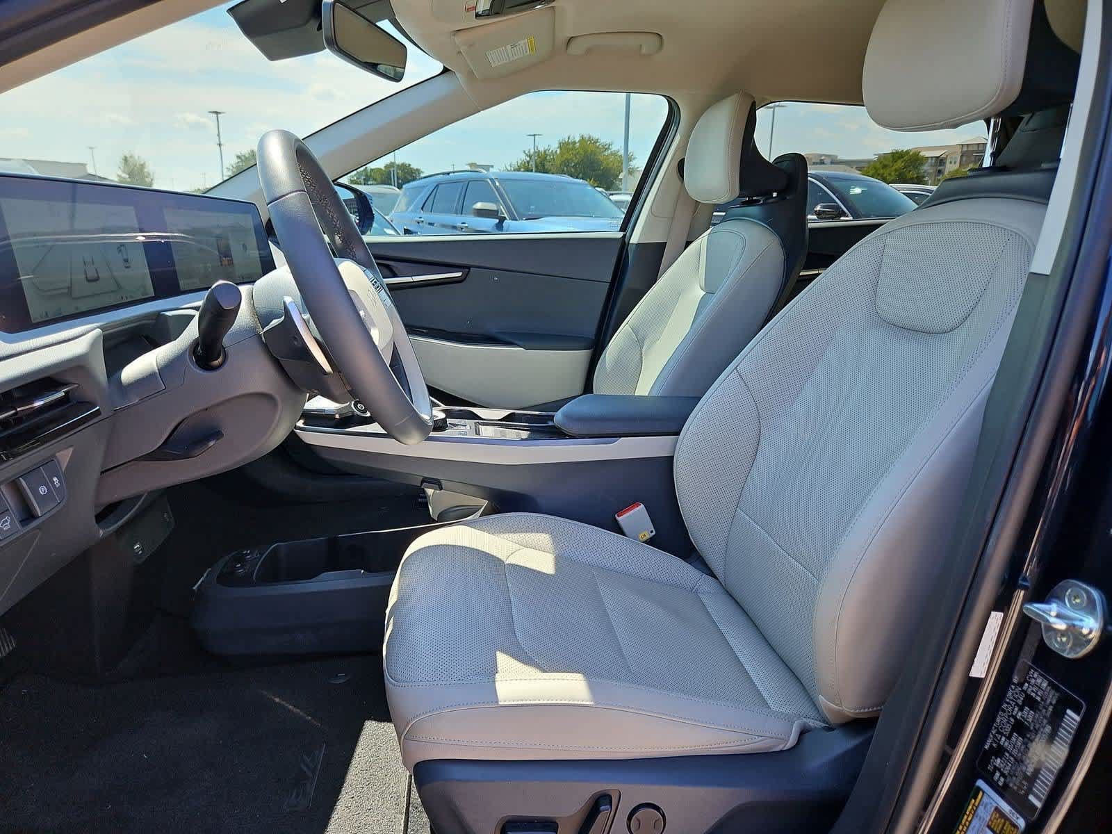 Certified 2023 Kia EV6 Wind w/ Wind Technology Package RWD image 15