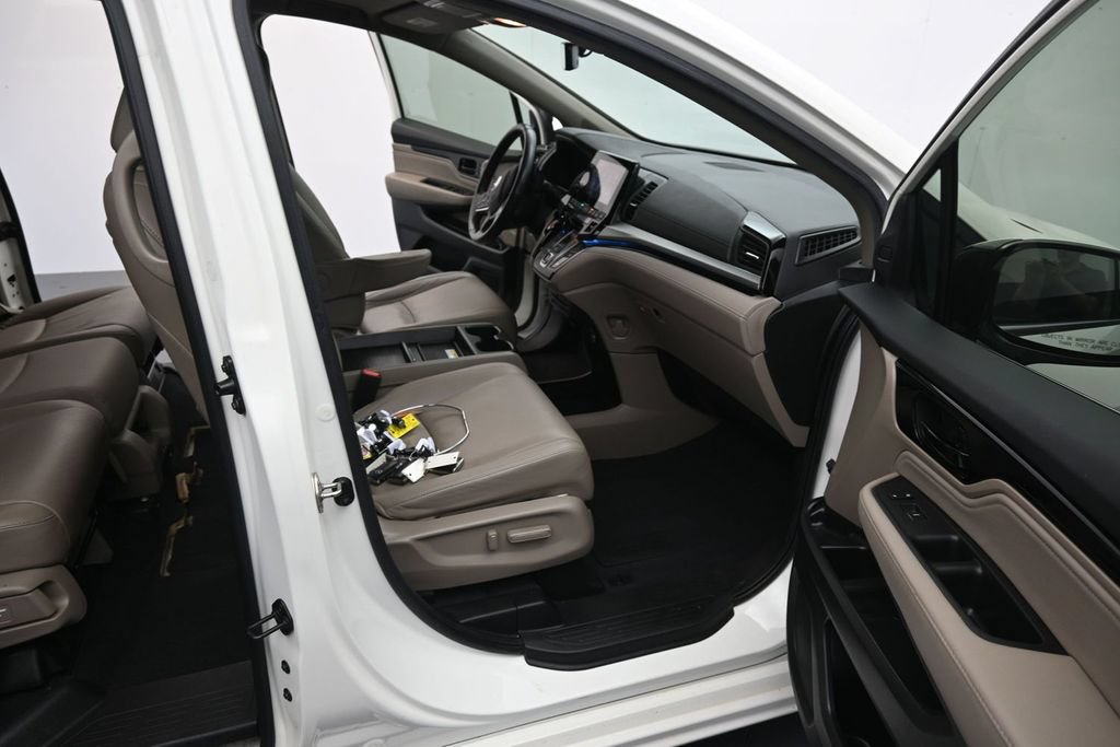 Used 2019 Honda Odyssey Elite image 21