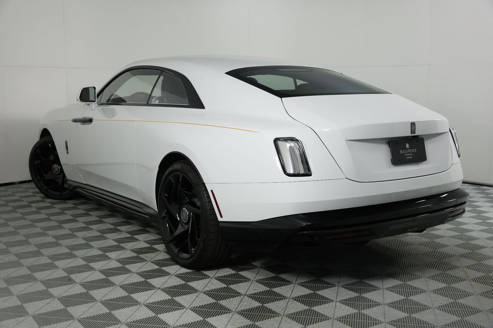 New 2025 Rolls-Royce Spectre Black Badge image 3