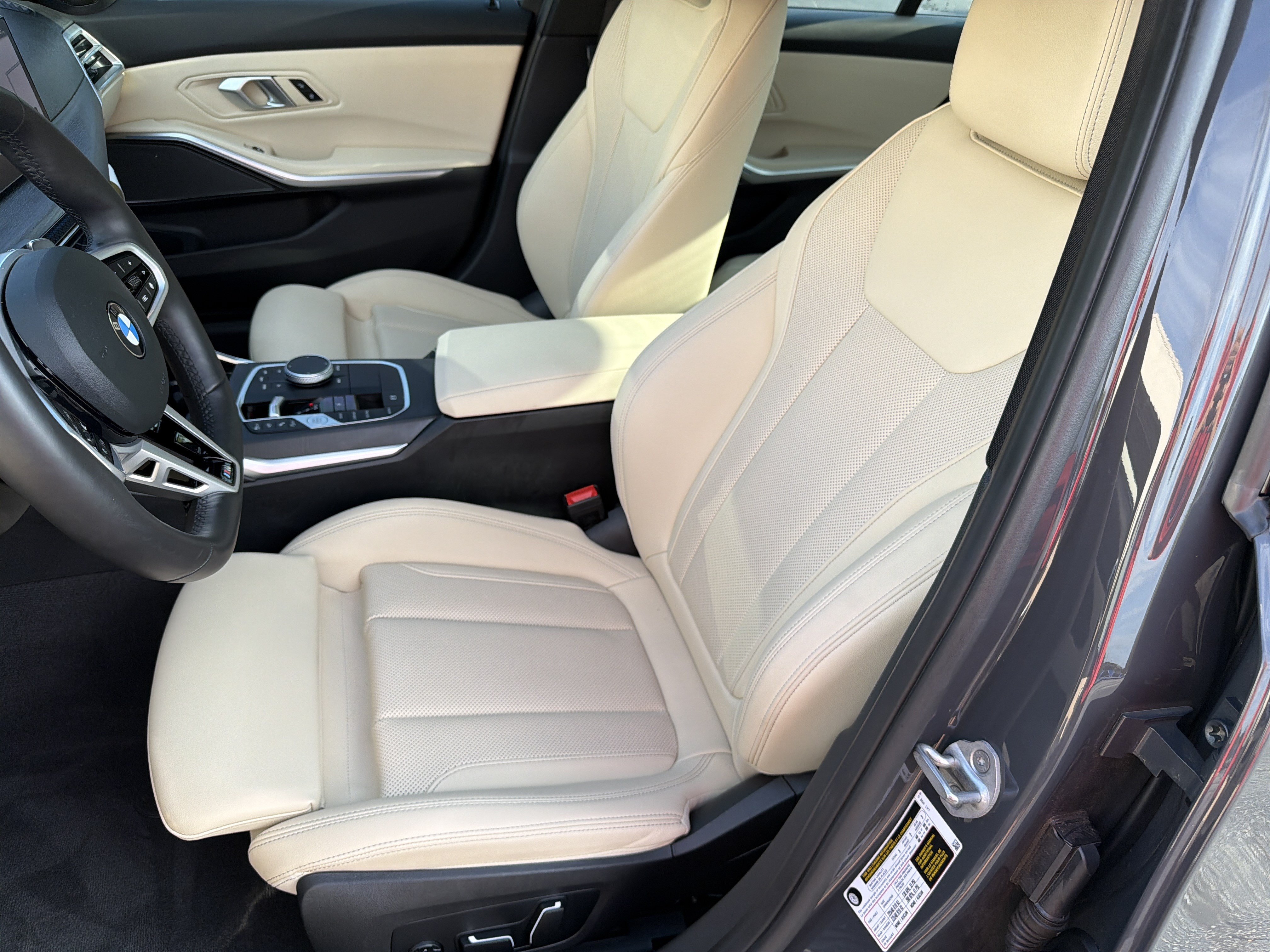 Certified 2026 BMW 330i Sedan w/ M Sport Package RWD image 22