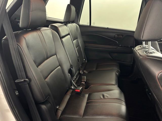 Certified 2025 Honda Passport TrailSport image 12