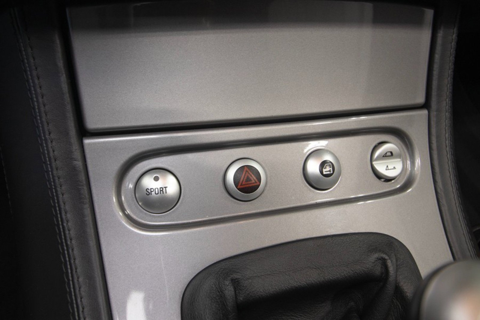 Used 2001 BMW Z8 image 57