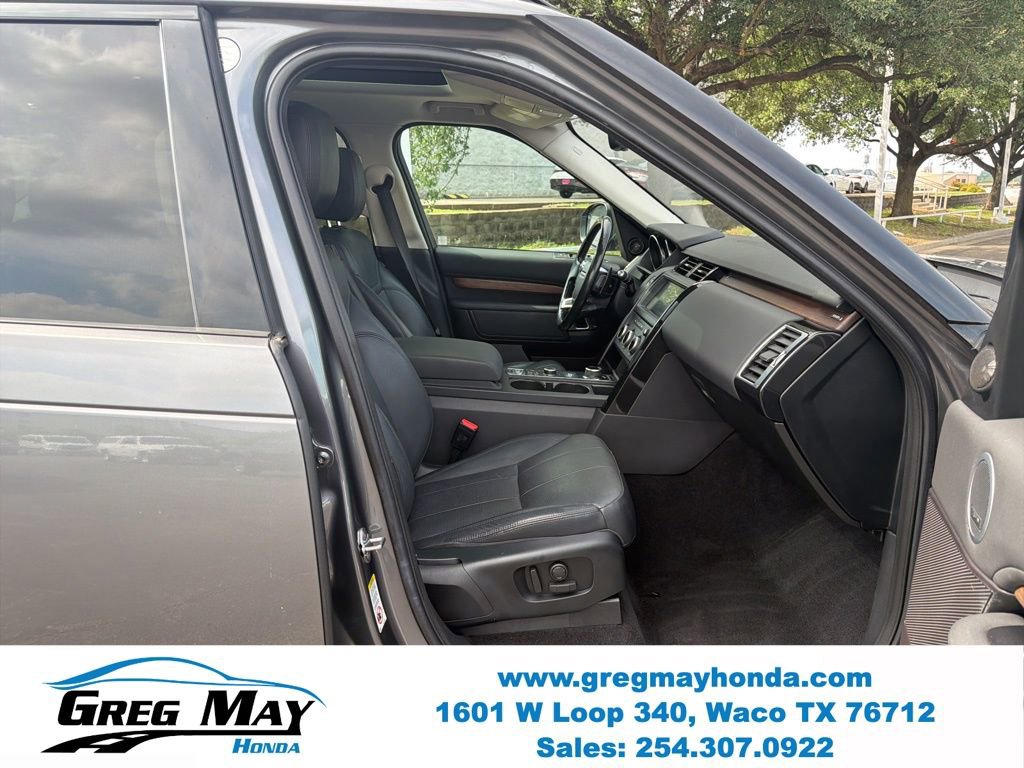 Used 2018 Land Rover Discovery SE AWD/4WD image 33