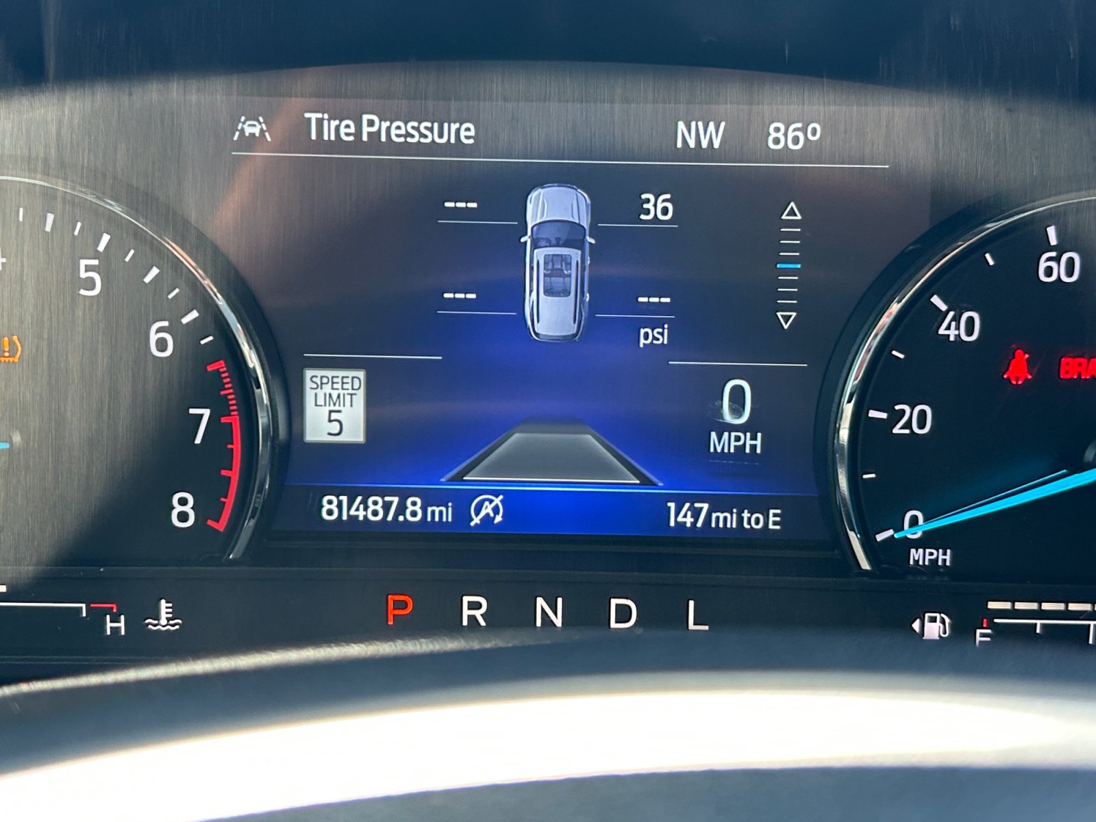 Used 2021 Ford Explorer Limited w/ Equipment Group 301A RWD image 11