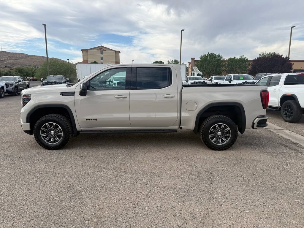 New 2026 GMC Sierra 1500 AT4 w/ AT4 Premium Package AWD/4WD image 8