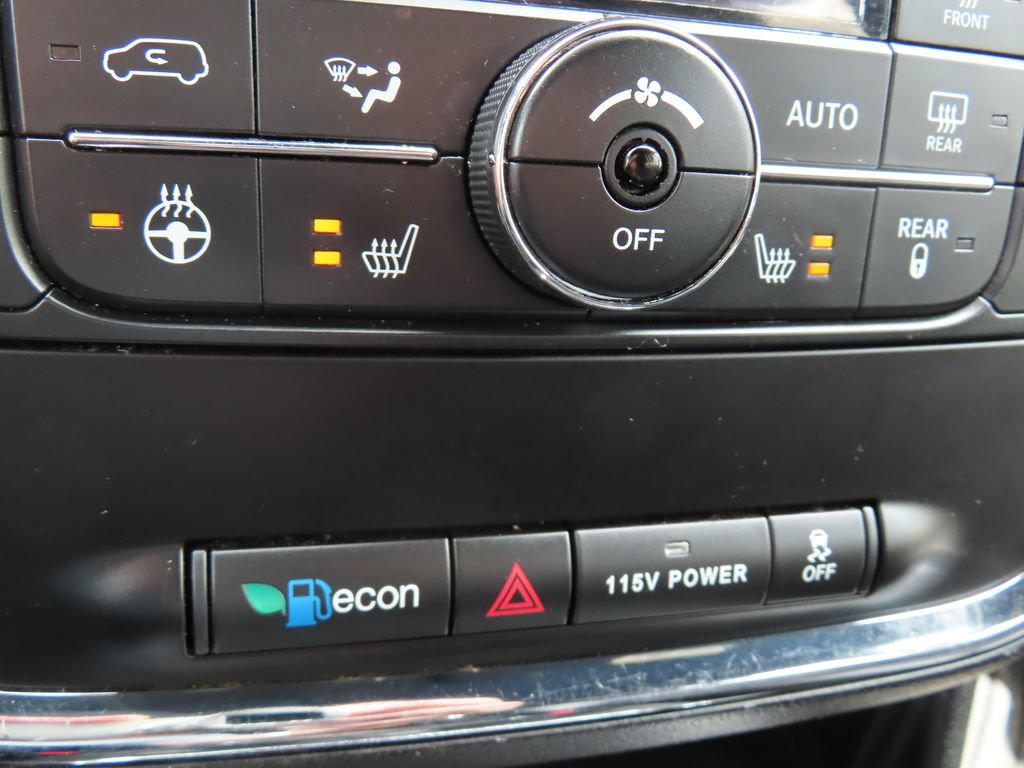 Used 2019 Dodge Grand Caravan SXT FWD image 8