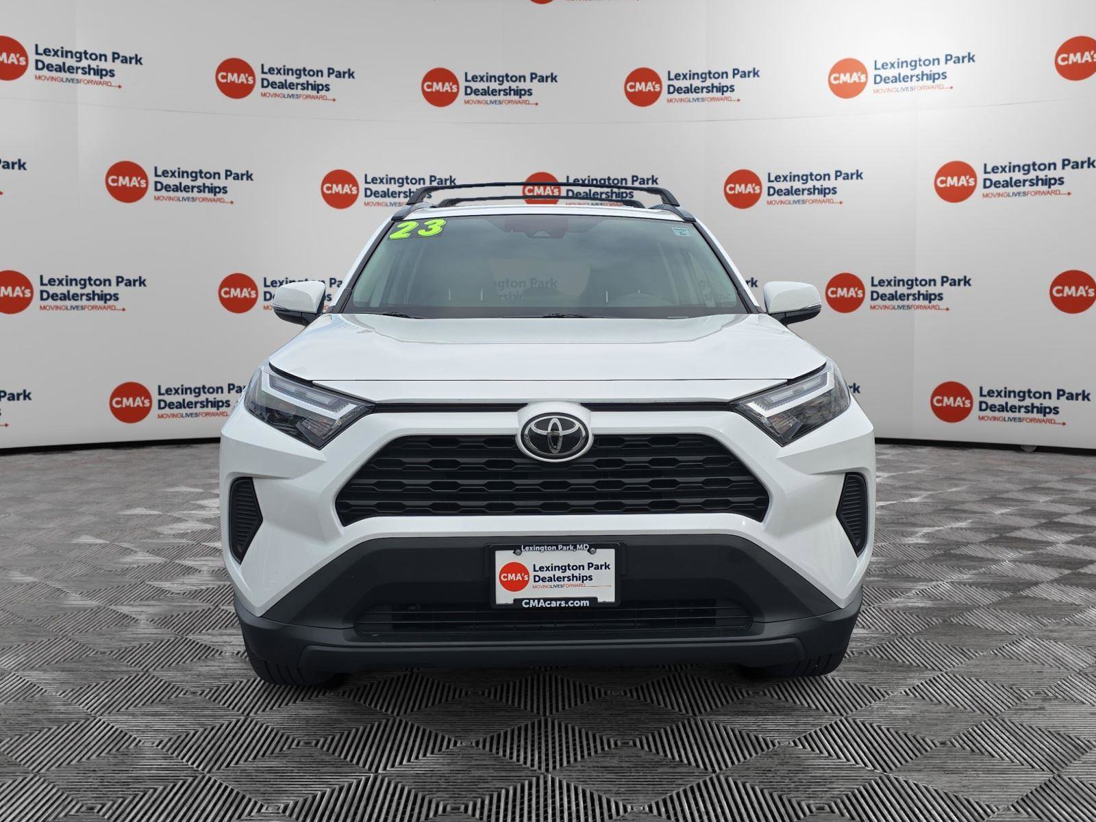 Used 2023 Toyota RAV4 XLE w/ Convenience Package image 2