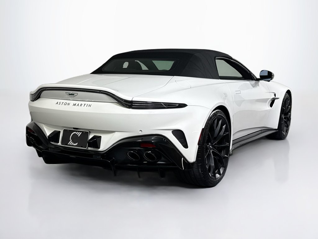 Used 2026 Aston Martin V8 Vantage Convertible RWD image 5