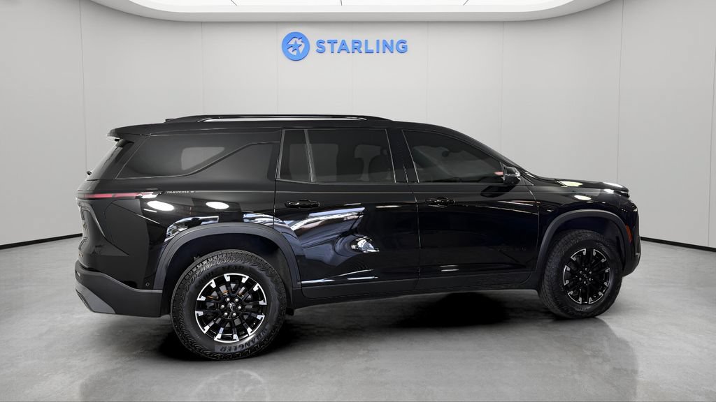 Certified 2024 Chevrolet Traverse Z71 w/ Enhanced Driving Package AWD/4WD image 11