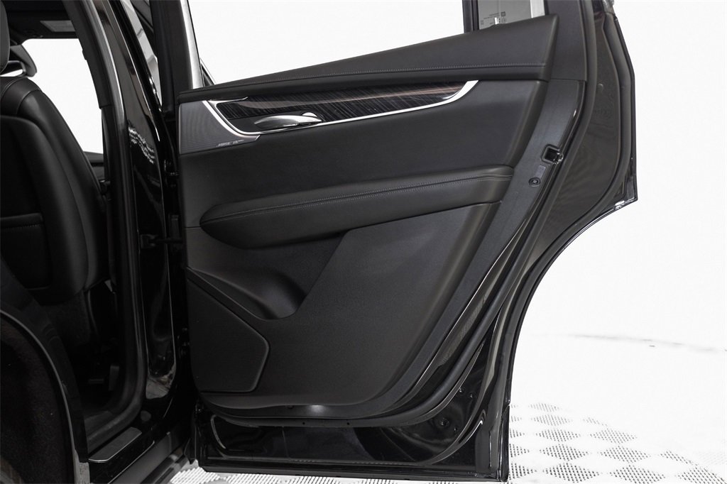 Used 2024 Cadillac XT6 Premium Luxury image 51