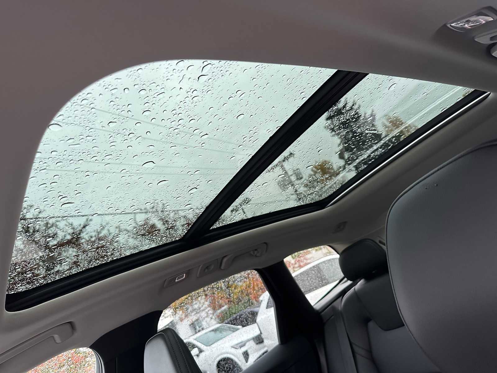 Used 2025 Volvo XC60 B5 Core w/ Protection Package Premier image 23