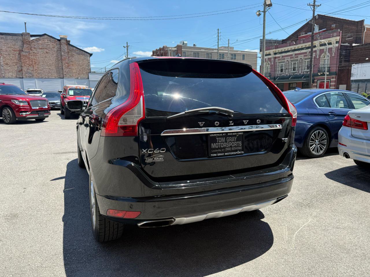 Used 2015 Volvo XC60 T5 Platinum FWD image 4
