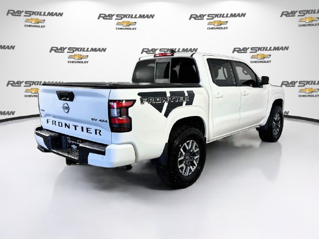 Used 2022 Nissan Frontier SV AWD/4WD image 7
