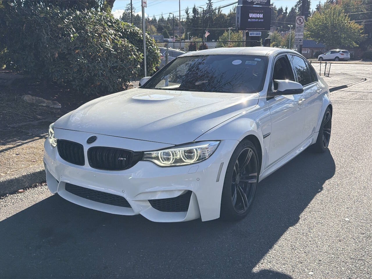 Used 2015 BMW M3 RWD image 1