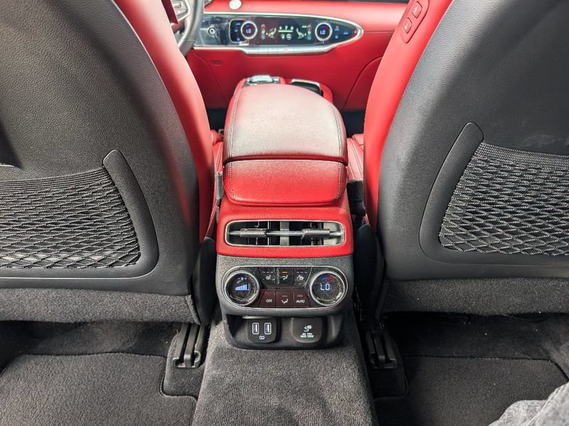 Used 2024 Genesis GV70 3.5T Sport w/ Sport Prestige Package AWD/4WD image 19