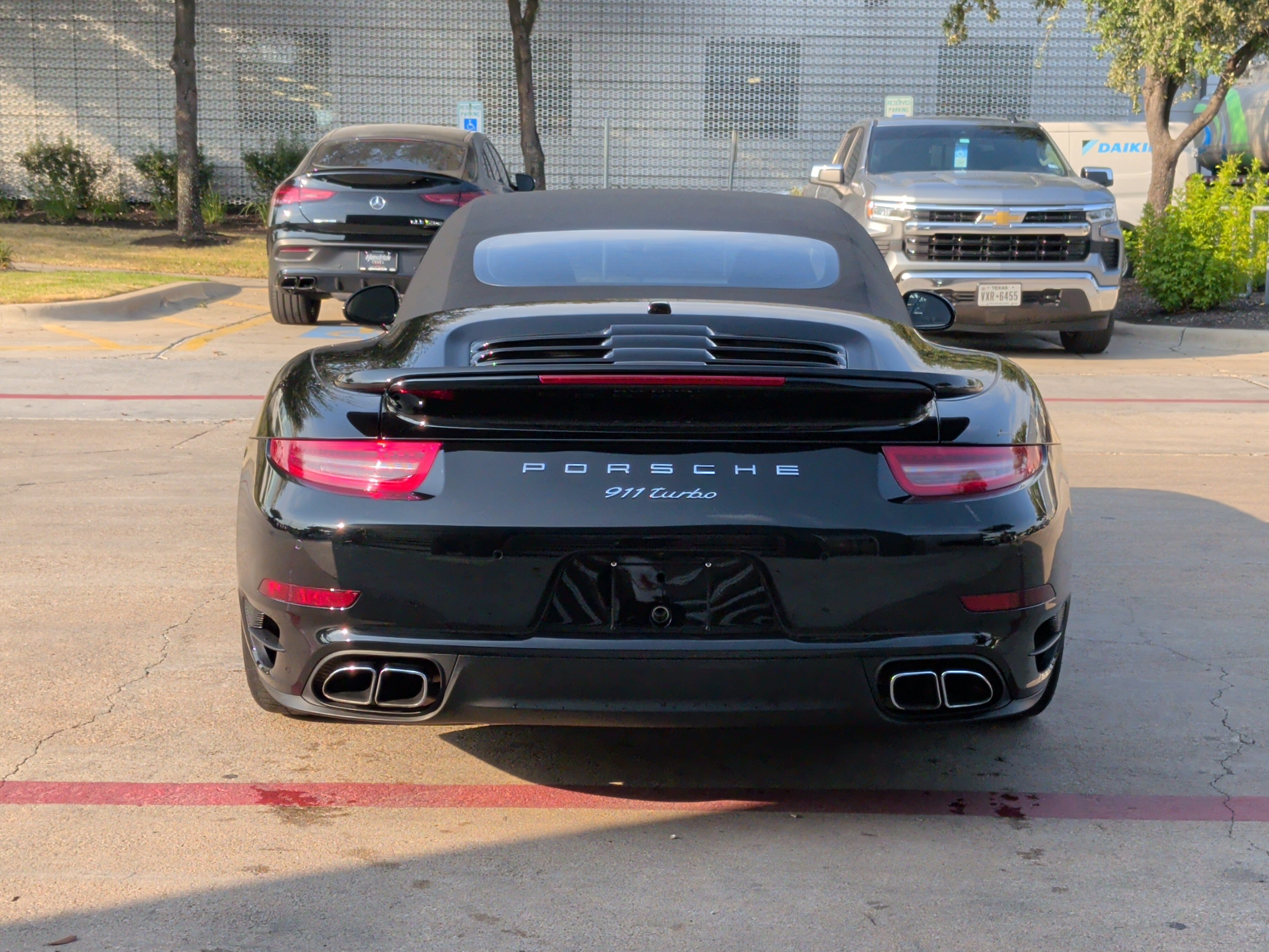 Used 2015 Porsche 911 Turbo AWD/4WD image 9