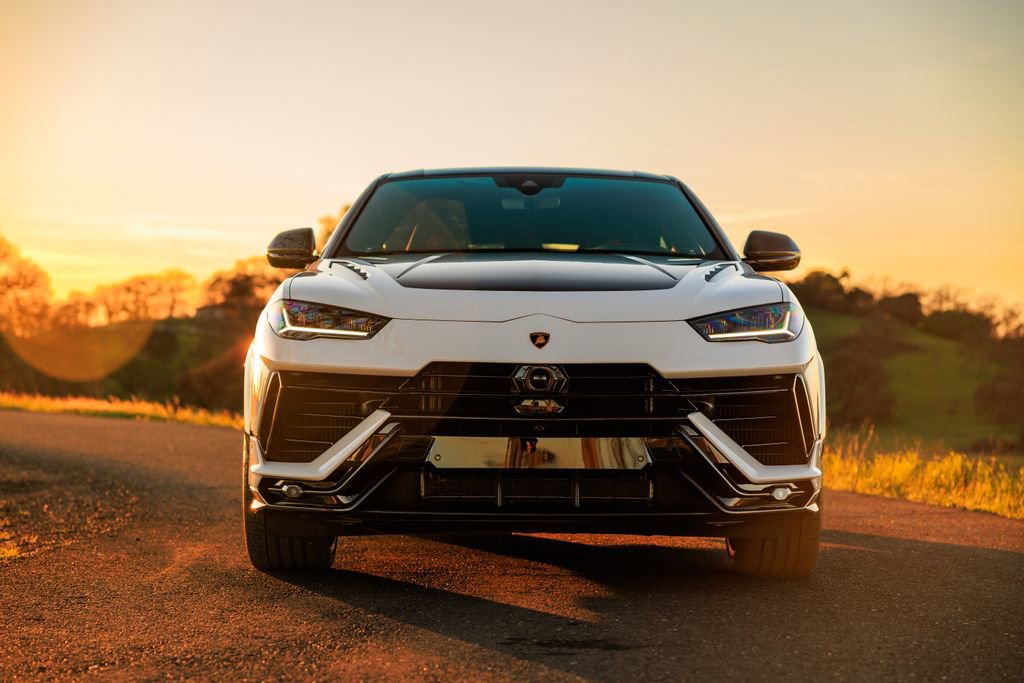 Used 2023 Lamborghini Urus Performante image 3