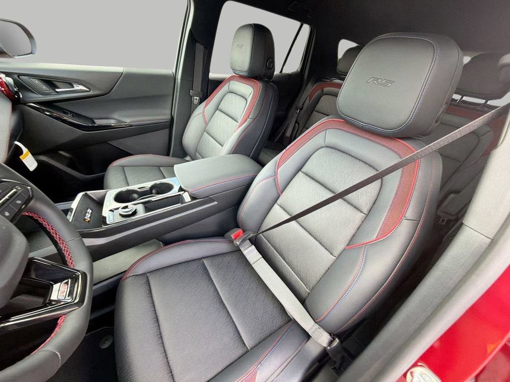 New 2026 Chevrolet Equinox RS w/ Convenience Package III FWD image 18
