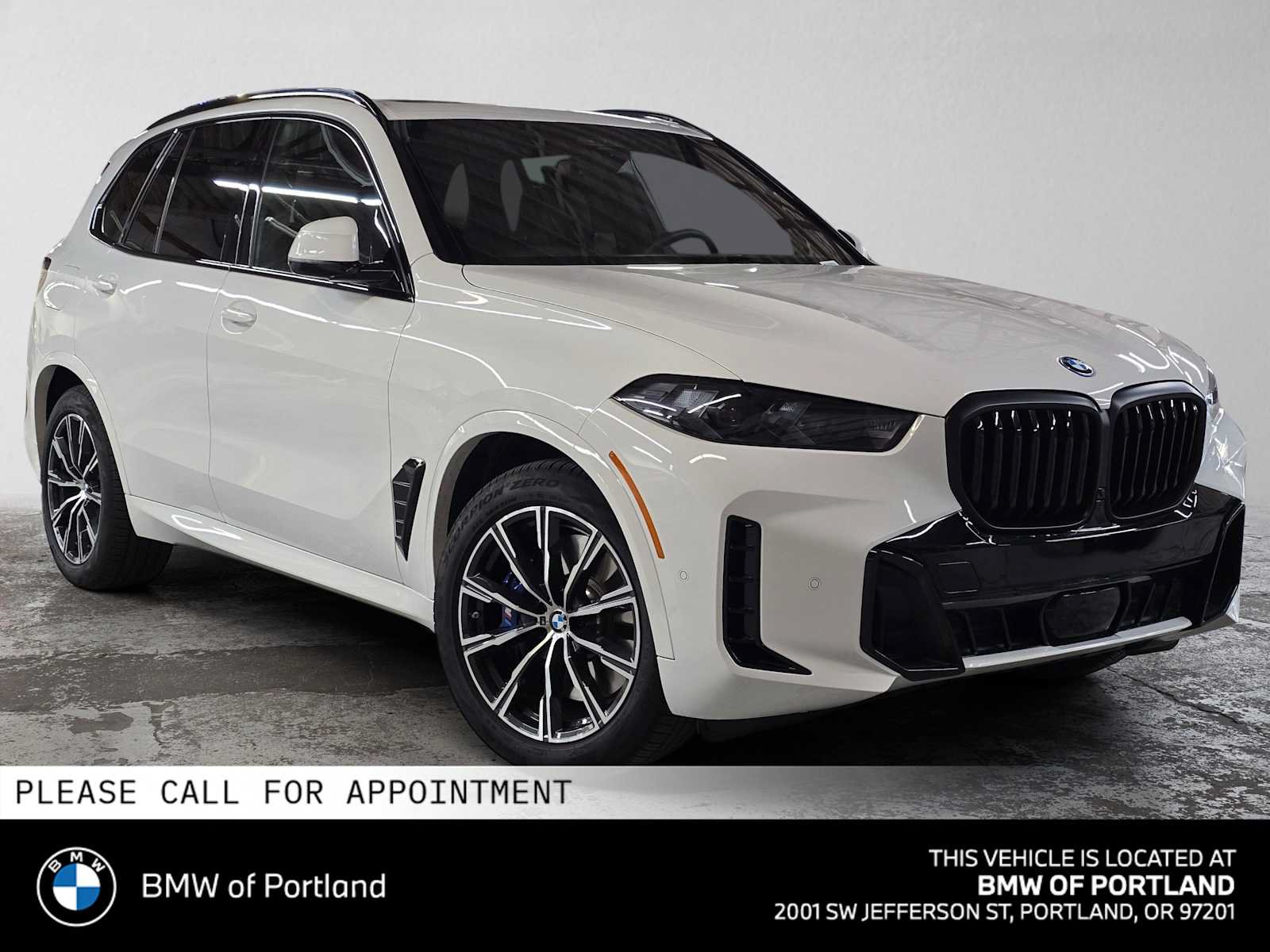 Used 2026 BMW X5 xDrive50e w/ M Sport Package AWD/4WD image 1