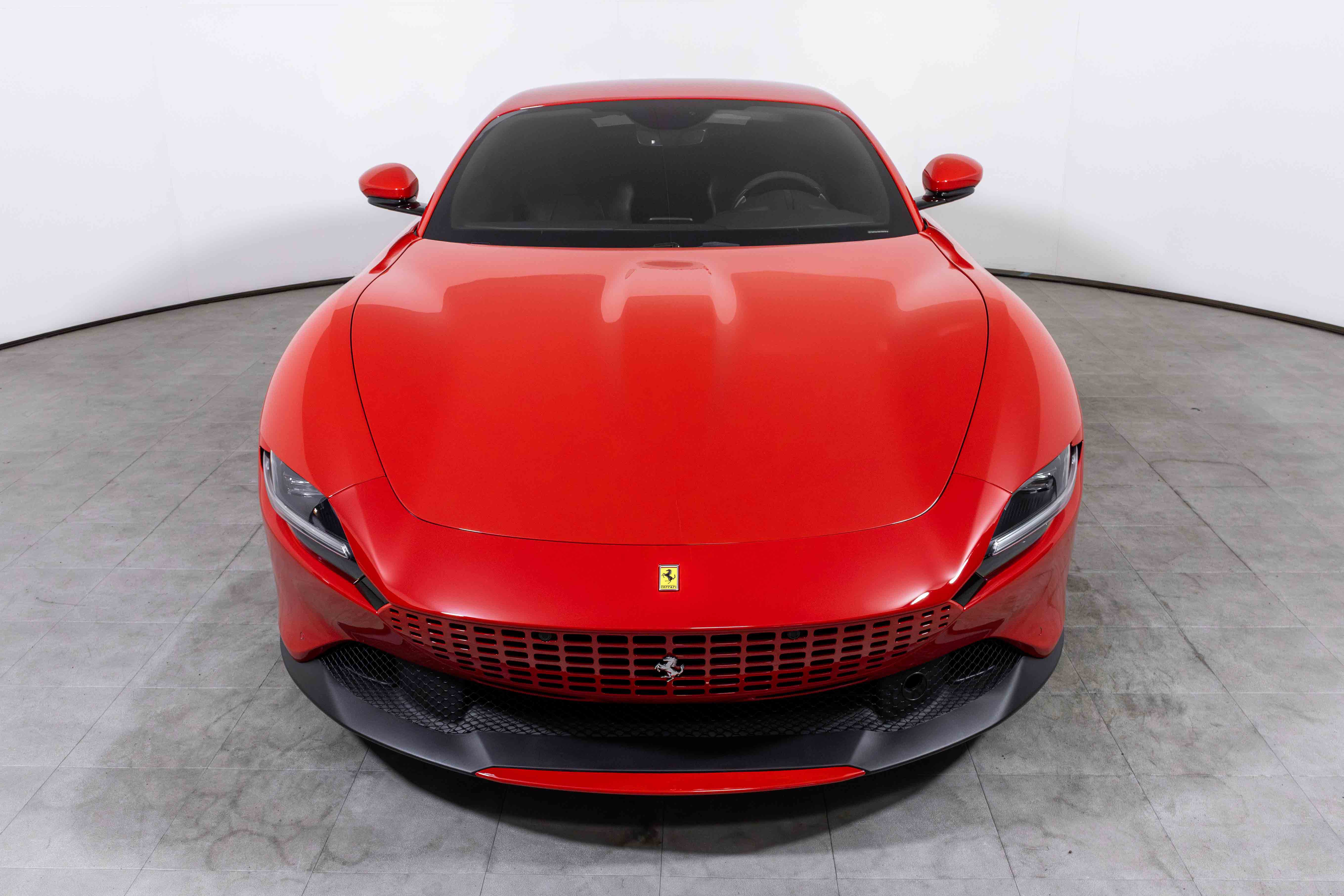 Used 2021 Ferrari Roma image 2
