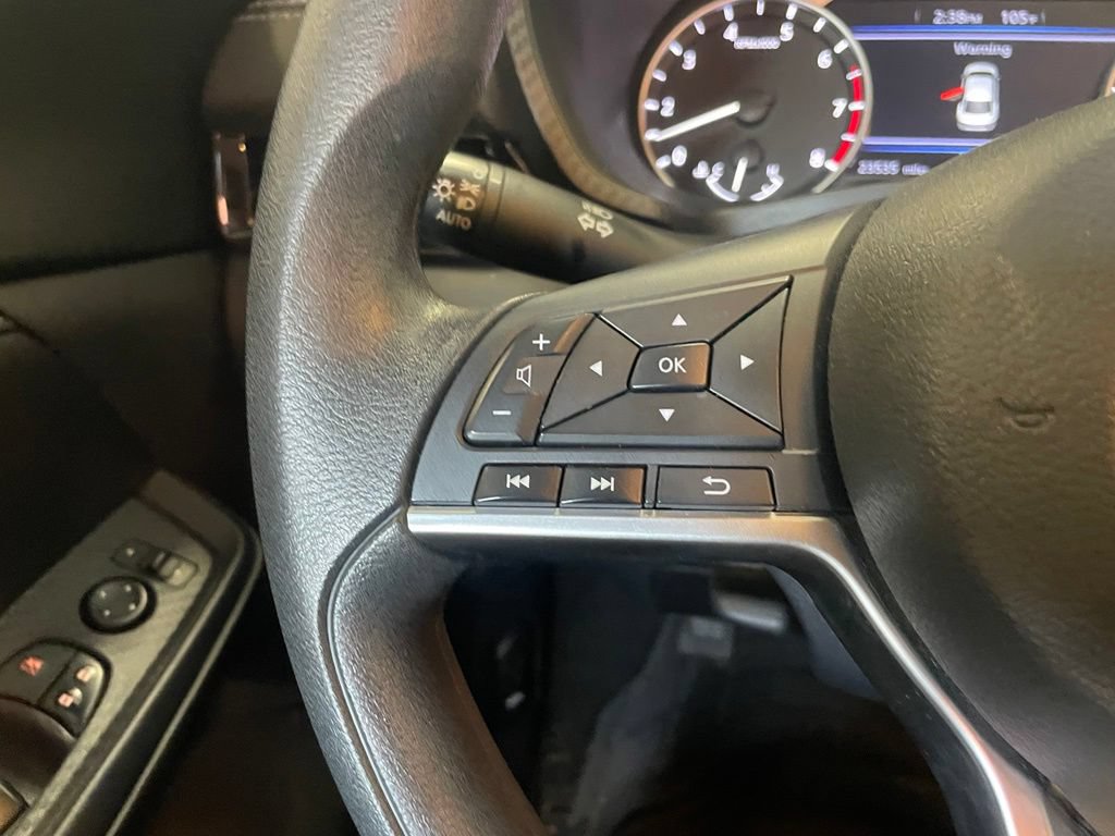 Used 2024 Nissan Sentra SV FWD image 12