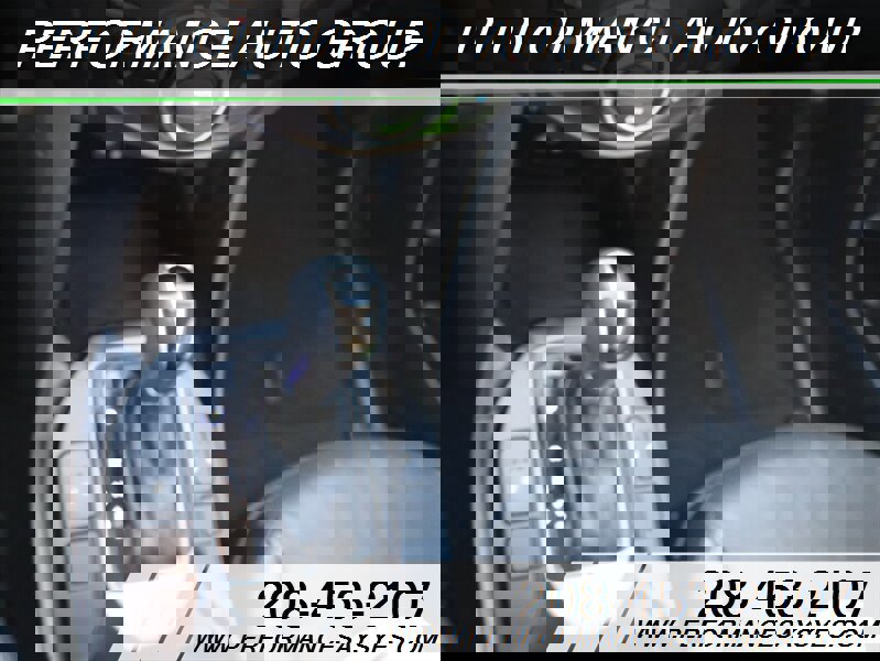 Used 2017 Hyundai Santa Fe Limited image 22