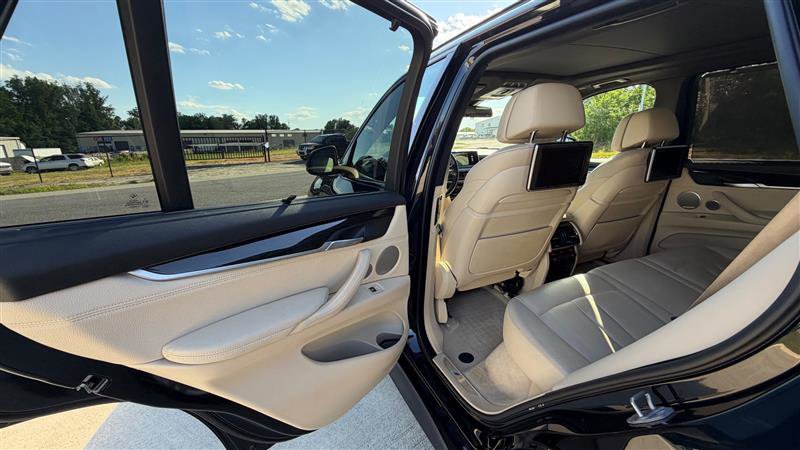 Used 2014 BMW X5 xDrive50i AWD/4WD image 15