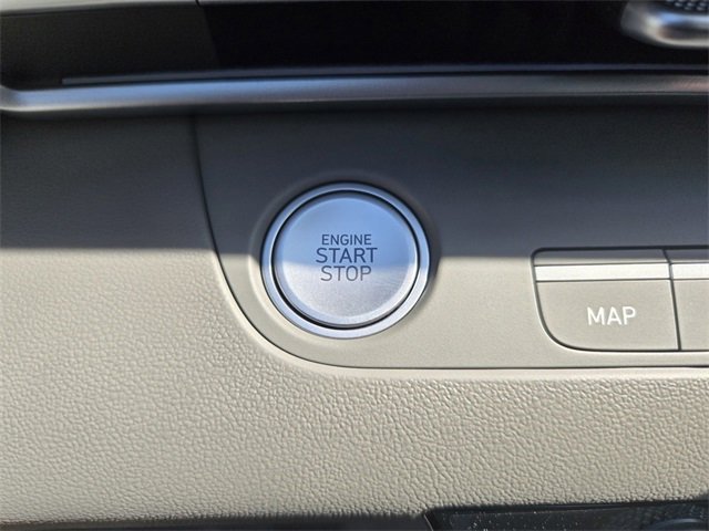 New 2025 Hyundai Elantra SEL w/ Cargo Package image 24