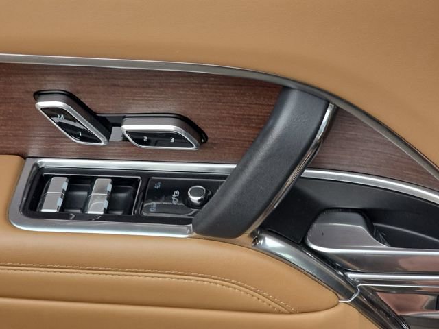 Certified 2023 Land Rover Range Rover Long Wheelbase SE image 29