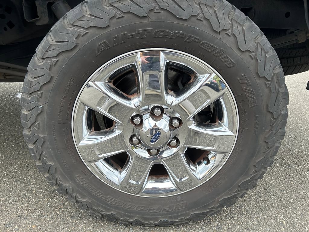 Used 2013 Ford F150 XLT w/ Luxury Equipment Group image 12