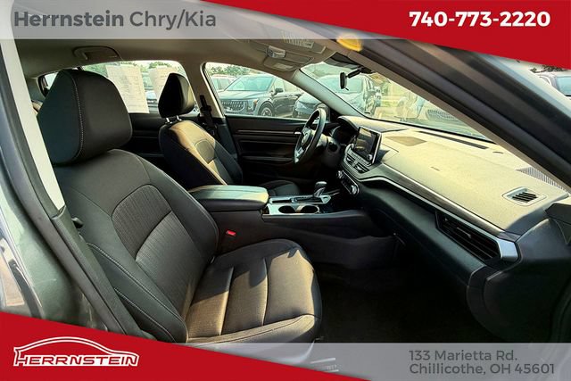 Used 2024 Nissan Altima 2.5 SV FWD image 20