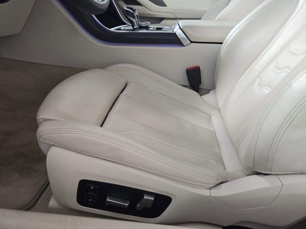 Used 2019 BMW M850i xDrive M850i xDrive image 32