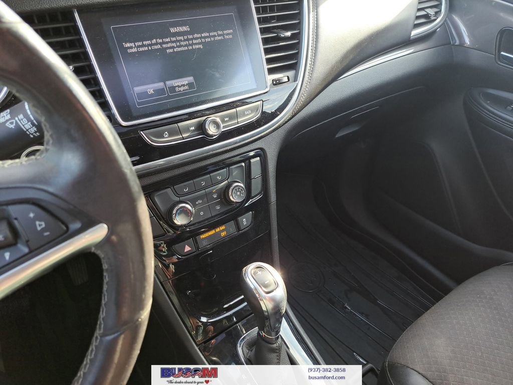 Used 2020 Buick Encore Preferred image 17
