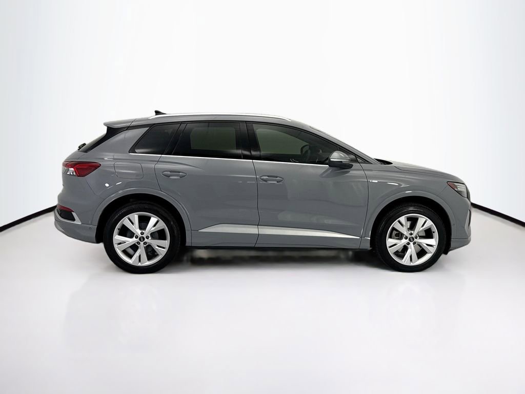 Used 2023 Audi Q4 e-tron Prestige w/ 20" Wheel Package AWD/4WD image 4