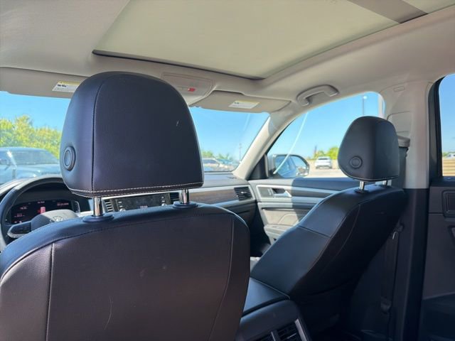 Used 2022 Volkswagen Atlas SE w/ Panoramic Sunroof Package image 10