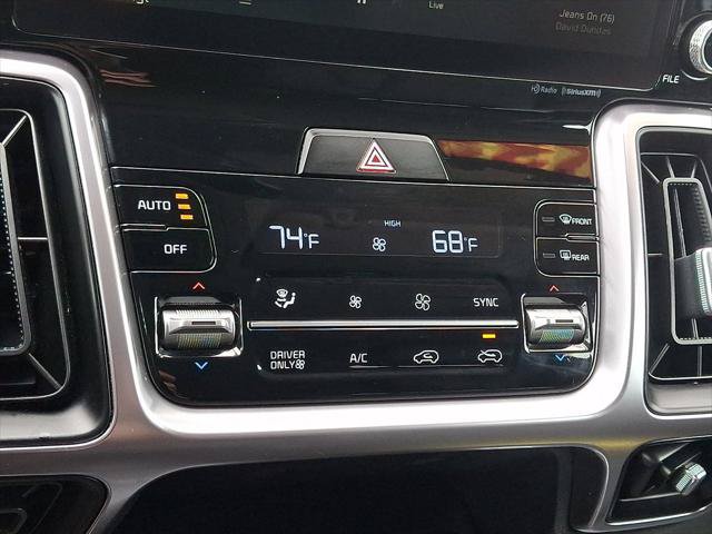 Used 2023 Kia Sorento EX AWD/4WD image 17