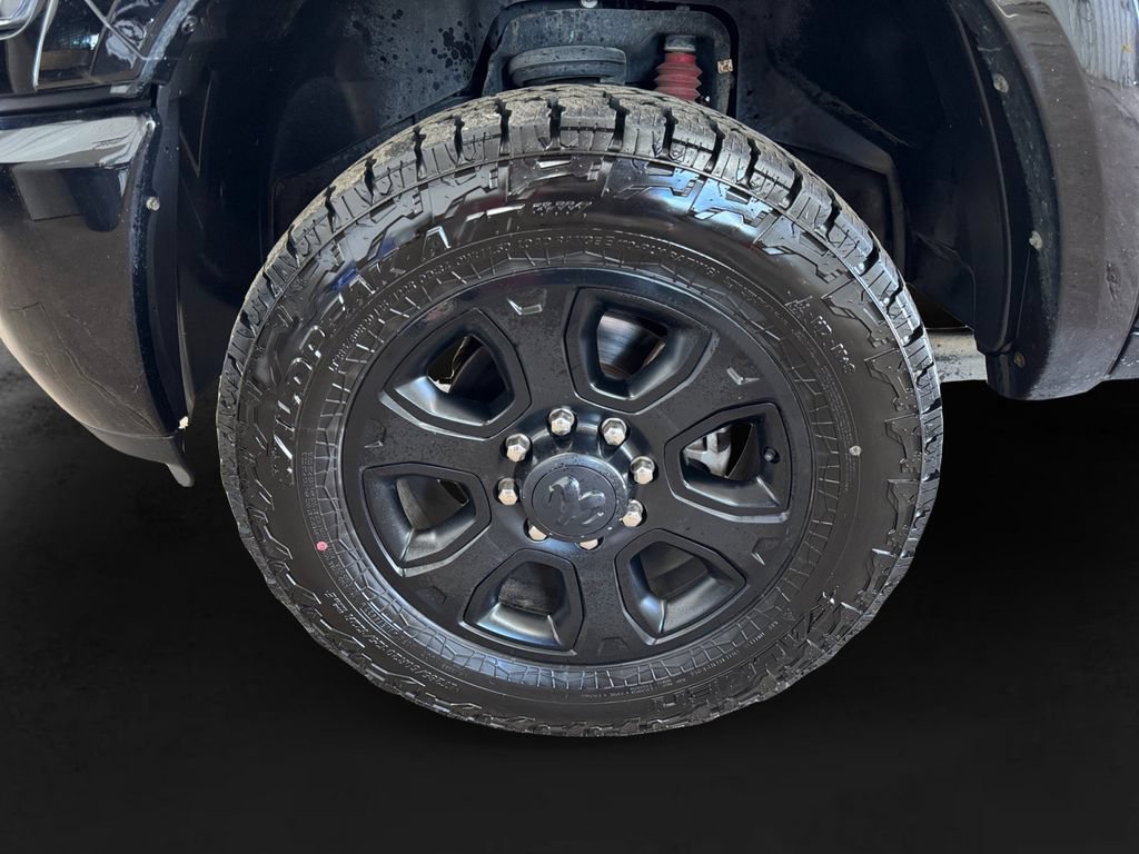 Used 2014 RAM 2500 Laramie w/ Black Appearance Group AWD/4WD image 9