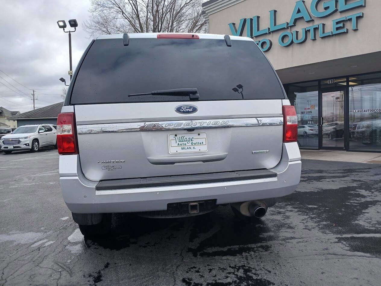 Used 2016 Ford Expedition Limited AWD/4WD image 7
